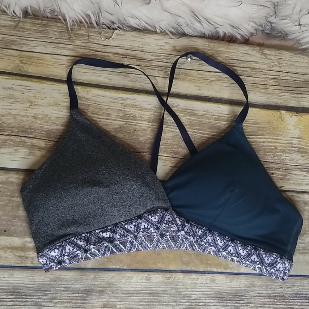 ATHLETA Sports Bra Size XS